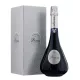 Bottiglia di Champagne De Venoge Princes Extra Brut, vista frontale, etichetta argentata su sfondo nero