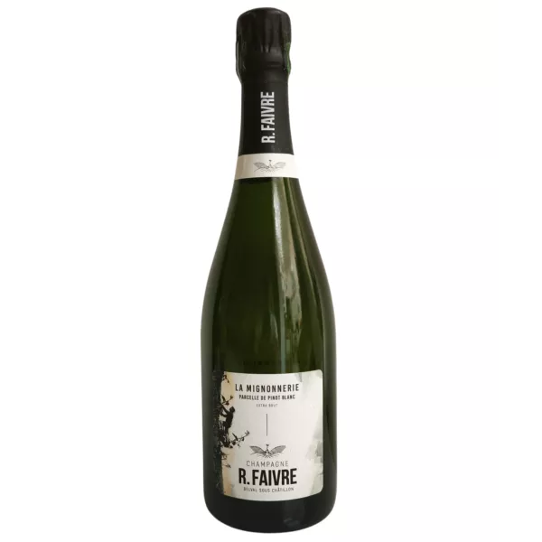 Bottiglia di Champagne R. Faivre La Mignonnerie extra brut su fondo chiaro