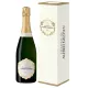 Bottiglia di Champagne Alfred Gratien Brut Classique - una cuvée ottenuta da uve Chardonnay, Pinot Noir e Meunier, vinificate in
