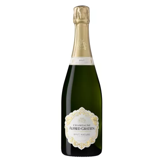 Bottiglia di Champagne Alfred Gratien Brut Nature, una cuvée a dosaggio zero vinificata in botti di rovere a Épernay.