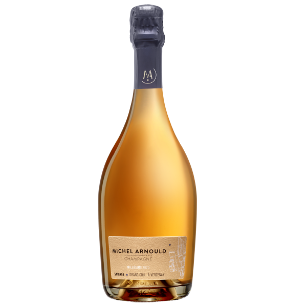 Champagne Michel Arnould Rosé Saignée 2018, bottiglia trasparente, colore rosa intenso, vista frontale