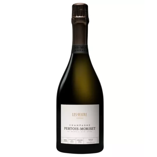 Bottiglia di Champagne Pertois-Moriset Les Quatre Terroirs Brut Blanc de Blancs Grand Cru su uno sfondo neutro